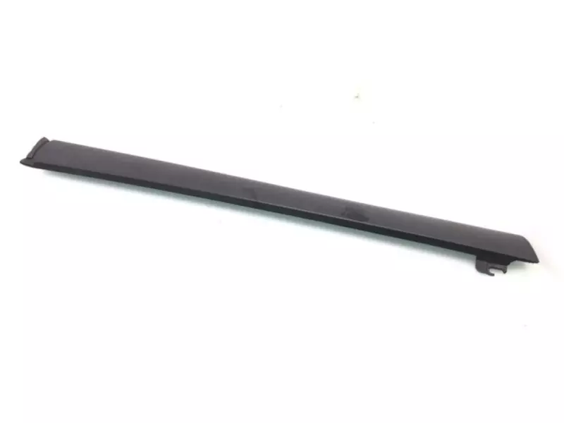 WINDOW PLASTIC TRIM LH