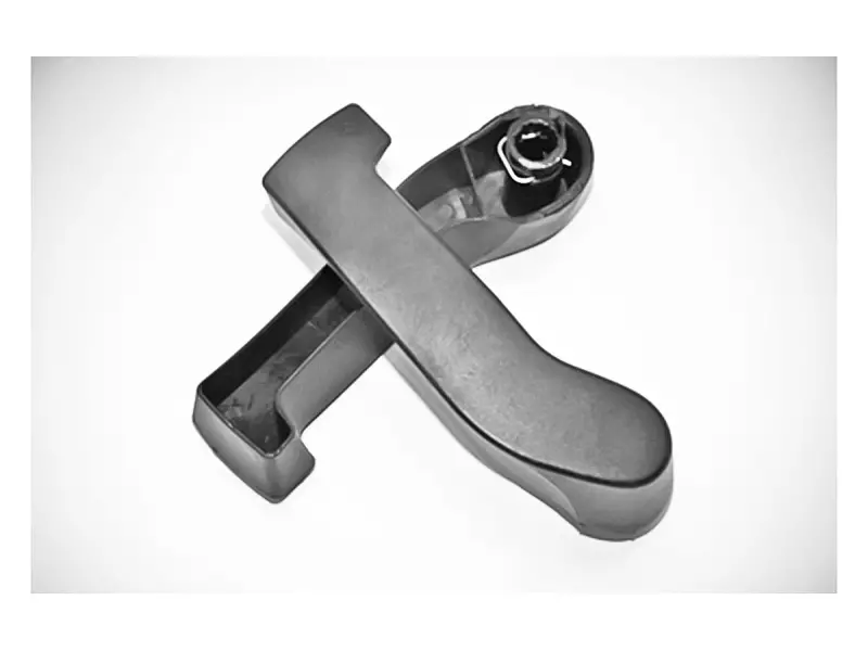 TAILGATE HANDLE REAR AXLE