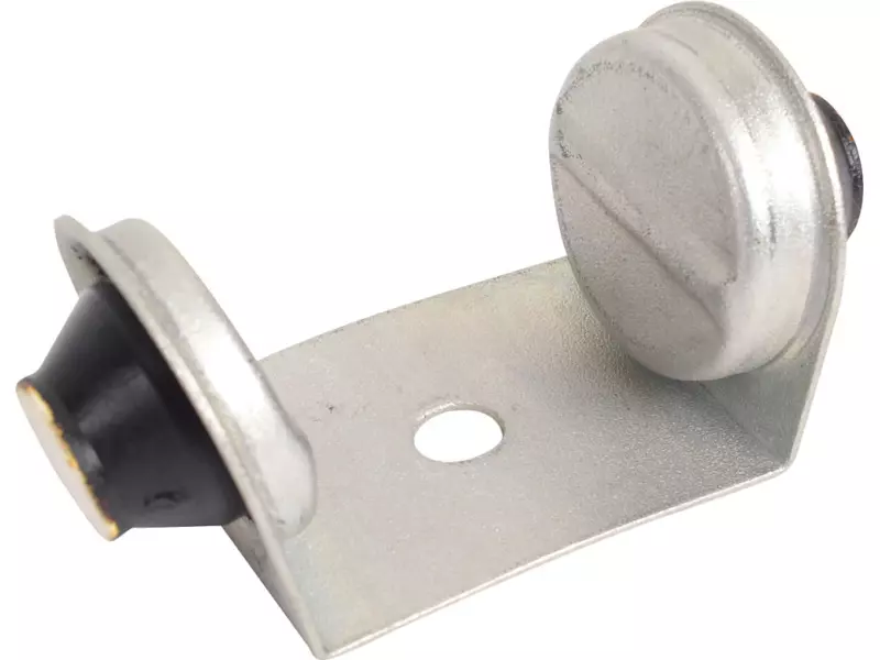 Engine mounting