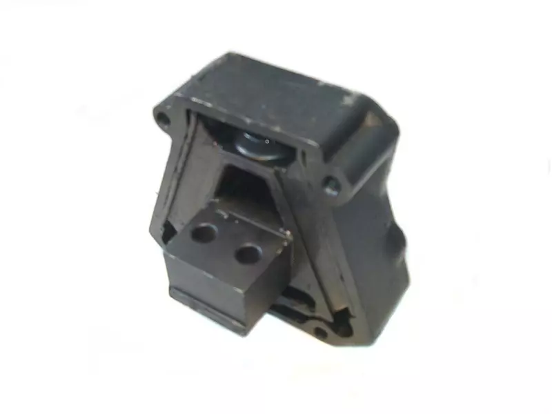 Mounting, Engine